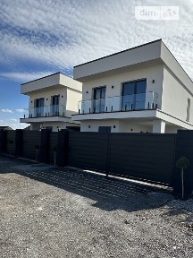 Продаж 2 поверхового будинку з ділянкою на 2.6 сотки, 126 кв. м, 2 кімнати, на вул. Небесної Сотні • ID 34935322
