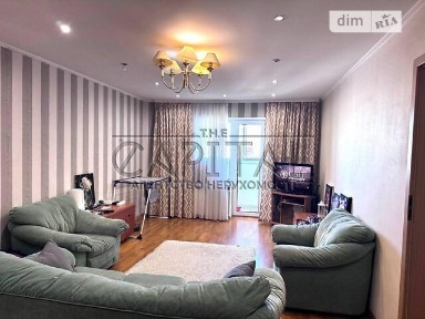 Продаж 2к квартири 80 кв. м на пл. Святошинська 1 • ID 34934196