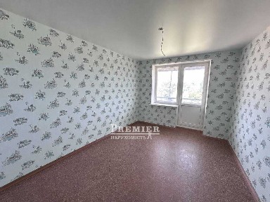 У продажу 2 кімн. квартира у смт. Великодолинське
