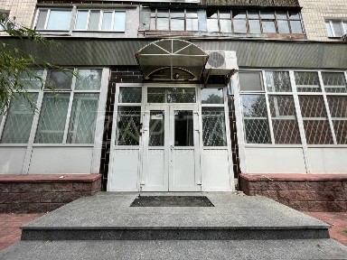 Оренда офісу, вул. Карела Чапека, Караваєві дачі, Київ