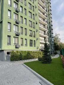Продаж 1-кімнатної квартири 44.6 м², Космічна вул., 5