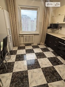 Урлівська вулиця, мікрорайон Позняки, район Дарницький, Київ, метро Позняки, вул. Урлівська 38А 34936406