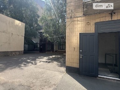Продаж комерційного приміщення на вул. Преображенська 72, площа 180.2 кв. м • ID 34937168