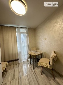 Продаж 1к квартири 43 кв. м на вул. Київська • ID 34936756