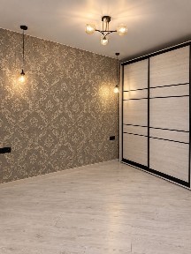 Продам евродвушку квартиру жк Мира 3. Хтз. Индустриальный