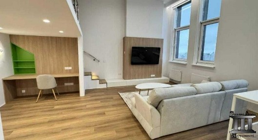 Пентхаус 80 кв. м Манхеттен/Manhattan, Берестейський 11, Смарт Плаза Цирк Центр, метро КПІ