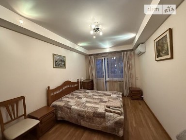 Довготривала оренда 3к квартири на узвіз Кловський 24 • ID 34937309