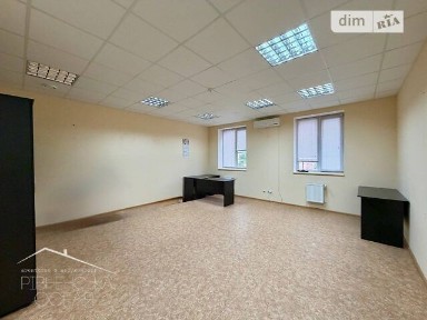 Словацького вулиця, район Центр, Рівне, вул. Словацького 4-6, п'ятиповерхова будівля 34937368