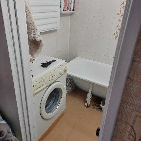Продається трикімнатна квартира в Хортицькому р-н