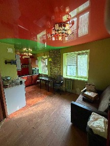 Продам 3-х к. кв. на Салтовке ТРК Украина в хорошем жилом состоянии, мебель, техника