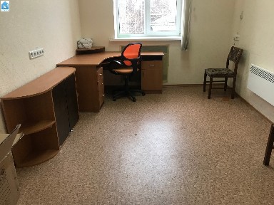 Сдам офис 14 м. кв. ул. Героев Крут.