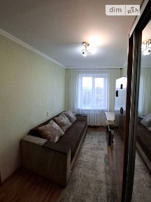 Продаж кімнати 21.3 кв. м на вул. Чорновола 112, кв. 67 • ID 34940193