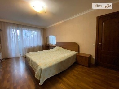 Довготривала оренда 3к квартири на вул. Осіння • ID 34939705
