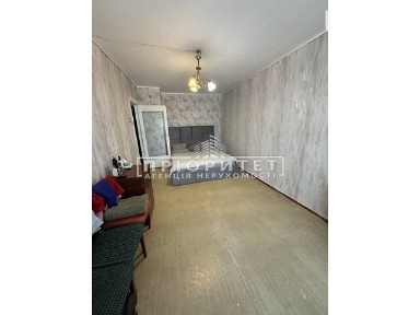 Продаж 1к квартири 32 кв. м на вул. Цегельнозаводська • ID 34940134