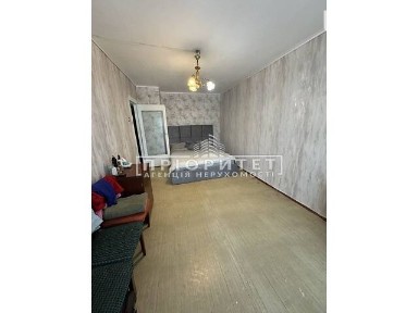 Продаж 1к квартири 32 кв. м на вул. Цегельнозаводська • ID 34940134