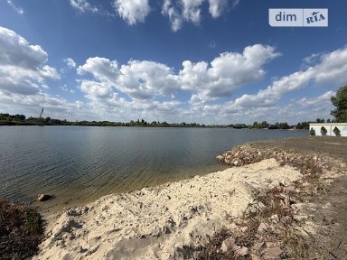 Продаж 2 поверхового будинку з ділянкою на 8 соток, 250.2 кв. м, 5 кімнат, на вул. Центральна • ID 34940327