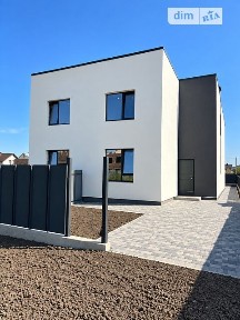 Продаж 2 поверхового дуплекса з ділянкою на 3.8 сотки, 140 кв. м, 4 кімнати, на вул. Свободи 1 • ID 34939754