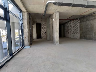 Продаж комерційного приміщення по вул. Любінська.