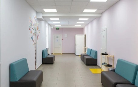 Без-%. Спорт-Магазин-Школа (480м. кв) Харьківське Шосе, 144