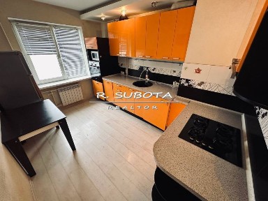 3.к. квартира 65м2 ж/м Тополь -1 ул. Паникахи дом 20 Сокол Победа