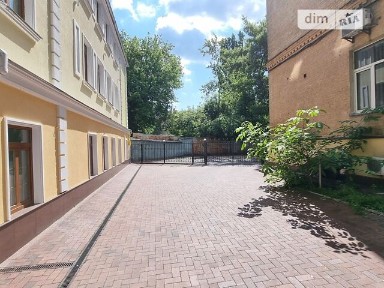 Оренда офісного приміщення на вул. Володимирська 63, приміщень - 10, поверх - 1 • ID 34940630