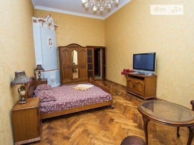 Довготривала оренда 2к квартири на вул. Садова 7 • ID 34942064