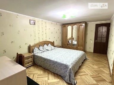 Довготривала оренда 3к квартири на вул. Плугова 10 • ID 34940507
