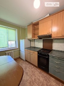 Довготривала оренда 3к квартири на вул. Лазурна 1 • ID 34885970
