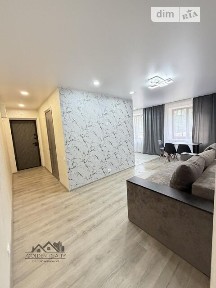 Продаж 3к квартири 58 кв. м на вул. Паркова • ID 34942233