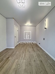 Продаж 1к квартири 36.6 кв. м на вул. Захисників 6 • ID 34941894
