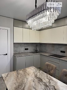 Продаж 3к квартири 85 кв. м на вул. Валерія Лобановського 15 • ID 34941774