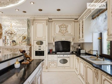 Продаж 3 поверхового будинку бесідка і ділянкою на 8 соток, 350 кв. м, 6 кімнат, на вул. Лісна • ID 34940966