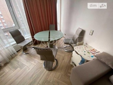 Довготривала оренда 3к квартири на вул. Антоновича 131 • ID 33760533