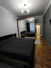 Продаж 2-кімнатної квартири в центрі Житомира