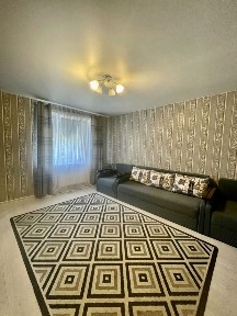 Продаю двокімнатну 60м2 квартиру з РЕМОНТОМ, меблями та технікою. Опалення ГАЗОВЕ. Третій поверх!