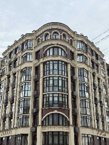 Продаж 1-кімнатної квартири в новобудові - Центр міста!
