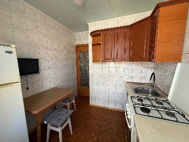 Вільна квартира Новосілки Центр/Чабани