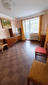 Продаж 1 кімнатної квартири 33 м2. Цегла. 2/5 пов Фурманова №8206
