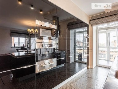 Продаж 4к квартири 165 кв. м на вул. Почайнинська 70 • ID 34944415