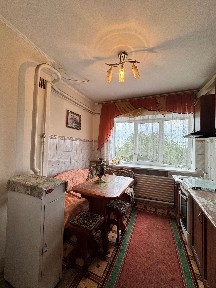 Продам 2кім квартиру