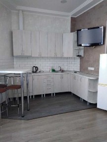 Київ, Світлицького вул., 35