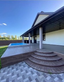 Оренда будинку 225 м²