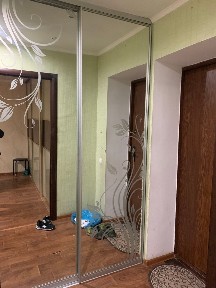 Продаж 1-кімнатної квартири 30 м², Інститутська вул.