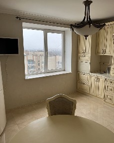 Продаж 3-кімнатної квартири 110 м², Водопровідна вул., 42/1