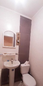 Продаж 2-кімнатної квартири 49.4 м², Кам'янецька вул., 125