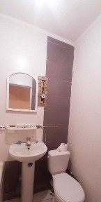 Продаж 2-кімнатної квартири 49.4 м², Кам'янецька вул., 125