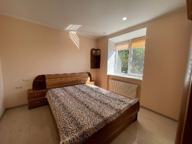 Оренда 2-кімнатної квартири 68 м², Миколи Мазура вул.