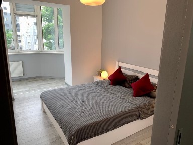 Оренда 2-кімнатної квартири 62 м², Зарічанська вул.