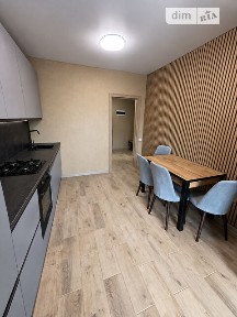 Продаж 1к квартири 42 кв. м на вул. Транспортна 11/3 • ID 34946896