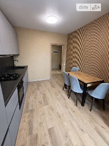 Продаж 1к квартири 42 кв. м на вул. Транспортна 11/3 • ID 34946896
